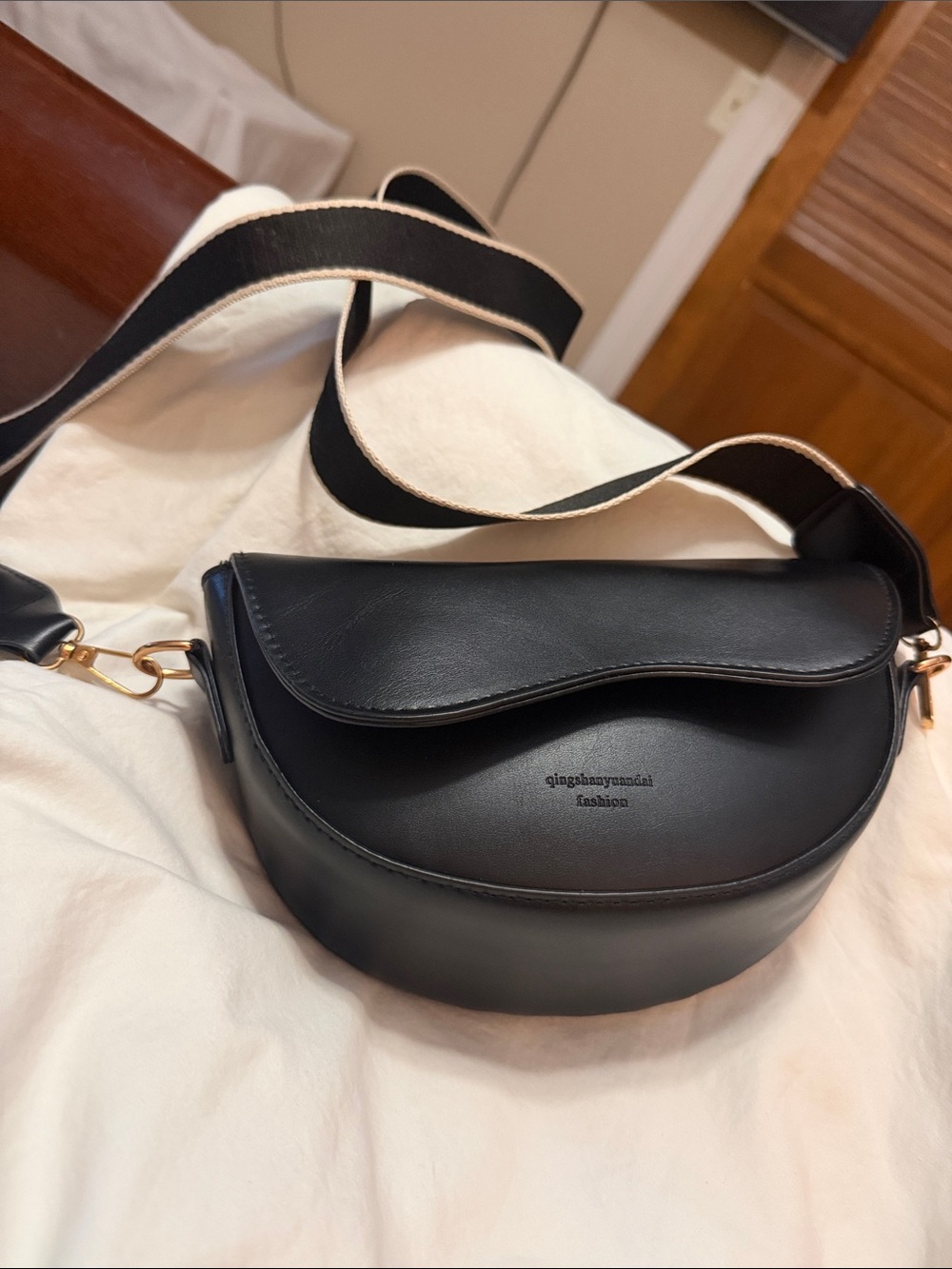 Black Crossbody Saddle Bag by